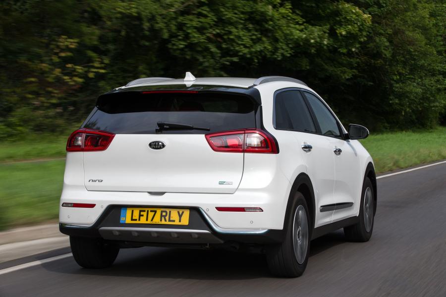  Kia Niro Plug-In Hybrid (DE) 2017 года  (UK) (фото 15 из 18)